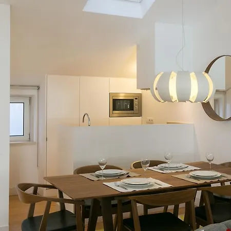 Traveling To 311 Chiado Principe Real